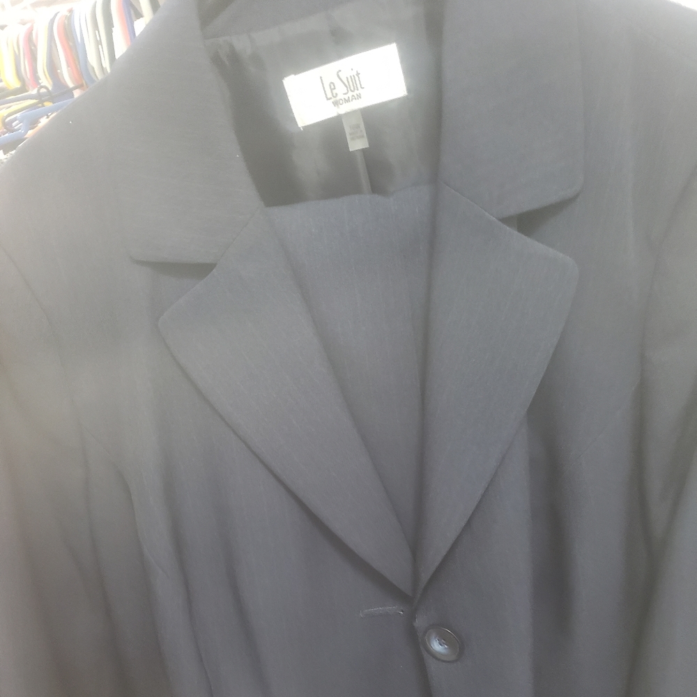 Womens pant suit